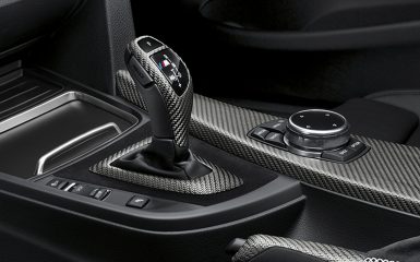 BMW M Performance letvica ručice mjenjača središnje konzole, Alcantara tkanina i ugljičnih vlakana.